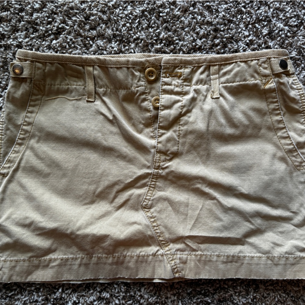 American Eagle mini skirt